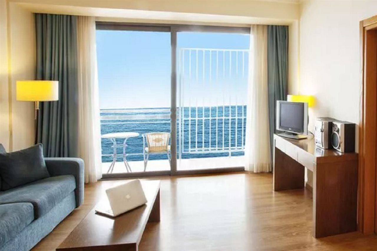 Domotel Xenia Volos Exterior photo